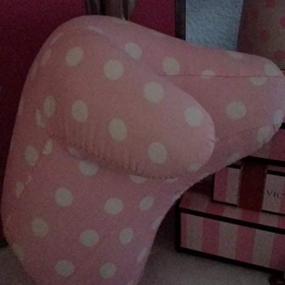 PINK VICTORIA'S SECRET DOG HEAD - Picture 2 of 2